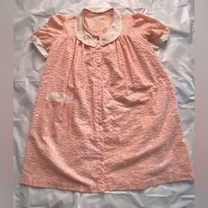 Vintage Women’s Housecoat Pink With Lace And Embroidery Size M/L